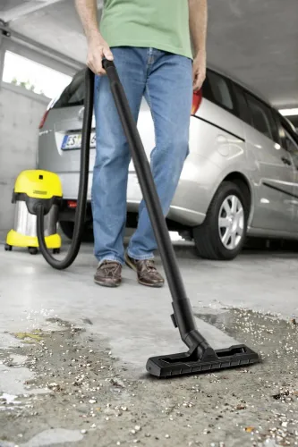 Универсальный пылесос Karcher WD 3 Premium 1.629-841.0