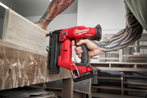 Milwaukee M18 FN18GS-202x