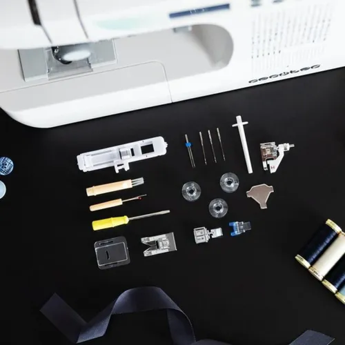 Maszyna do szycia CECOTEC BelleCouture 21500 Biały