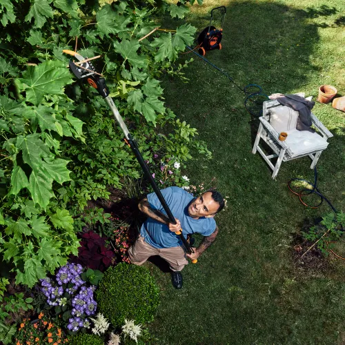 Teleskopowy sekator uniwersalny Żyrafa Fiskars PowerGear X UPX86