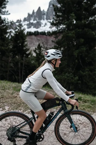 Kask rowerowy ABUS Taipan LED