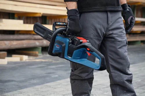 Piła łańcuchowa akumulatorowa BOSCH PRO 18V GKE 18V-40 SOLO 06008D3000