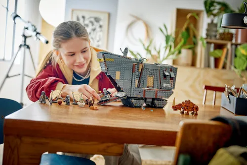 LEGO 75453 Star Wars: Мандалорский песчаный краулер джавов, набор кубиков 14+