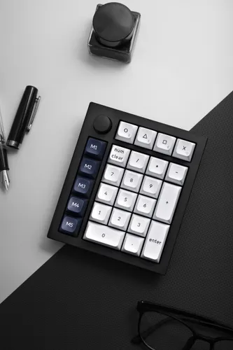 Klawiatura KEYCHRON Q0 Max Wireless Number Pad Switch Gateron Jupiter Banana Czarno-biały