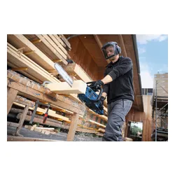 Piła łańcuchowa akumulatorowa BOSCH Professional 18V GKE 18V-40 06008D3001 5.5 Ah