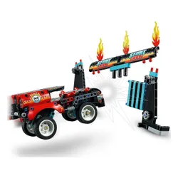 Конструктор Lego Technic фургон и трюк мотоцикл (42106)