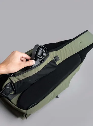 Plecak na jedno ramię Alpaka Metro Crossbody Left Shoulder - green