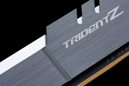 Pamięć G.Skill Trident Z, DDR4, 32 GB, 4000MHz, CL19 (F4-4000C19D-32GTZSW)