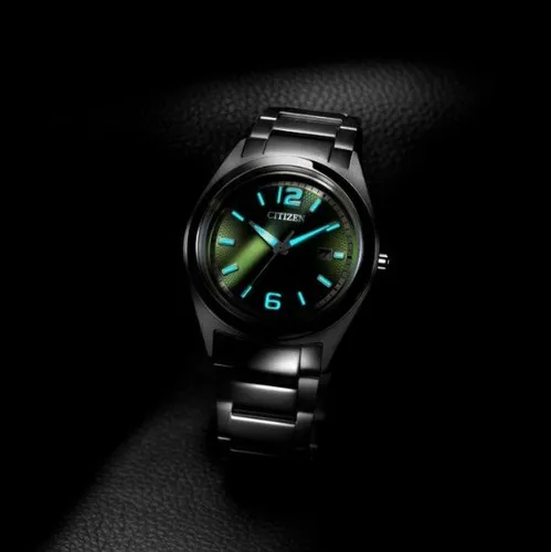 Zegarek CITIZEN Super Titanium AW1641-81X Tytanowy