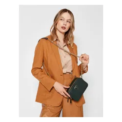 Guess Noelle Crossbody Camera Hwzg78 79140 sac pentru