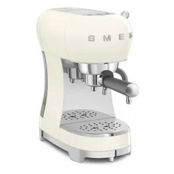 Кофеварка рожковая Smeg ECF02CREU