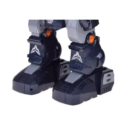 Zdalnie sterowany robot policyjny tańczy