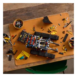 LEGO Klocki Technic 42215 Koparka Volvo EC500 Hybrid