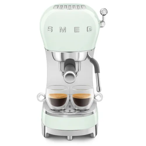 Кофеварка рожковая Smeg ECF02PGEU