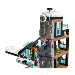 LEGO City 60366 Kayak ve Dağcılık Merkezi