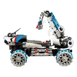 LEGO Technic 42211 Kosmiczny Łazik Księżycowy Lunar Outpost™