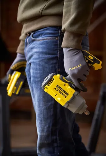 Klucz udarowy STANLEY V20 SFMCF940M1-QW