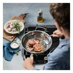 WMF Profi Resist 28 cm - patelnia nieprzywierająca