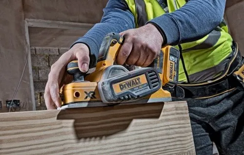 Strug DeWalt DCP580N