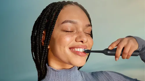 Szczoteczka soniczna PHILIPS Sonicare 3100 HX4033/32 + Etui