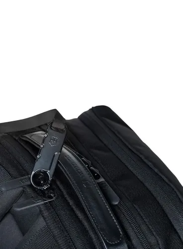 Рюкзак для ноутбука Victorinox Altmont Professional Deluxe Travel-black