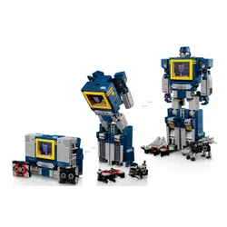 LEGO 10358 ICONS Transformers: Soundwave