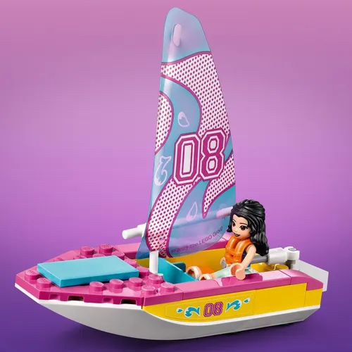 LEGO Friends orman kampı minibüsü ve yelkenli (41681)