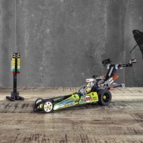 Конструктор LEGO Technic Dragster (42103)