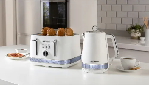 Электрический чайник MORPHY RICHARDS Illumination белый
