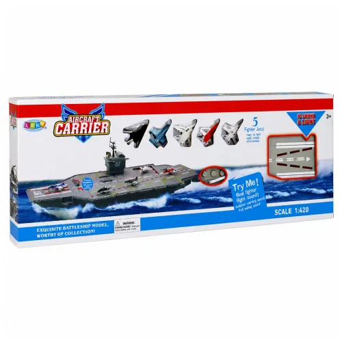Duży statek lotniskowiec dźwięk światła