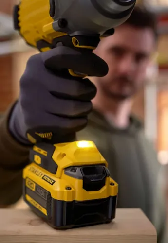 Klucz udarowy STANLEY V20 SFMCF940M1-QW