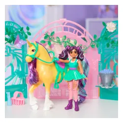 Lalka SPIN MASTER Unicorn Academy Ava i Jednorożec 6072051