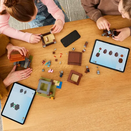 LEGO Klocki Minecraft 21278 Kryjówka rozbójników i dewastatorów