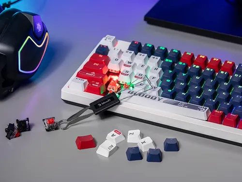 Klawiatura gamingowa A4Tech Bloody S98 Sports BLMS Red Plus przewodowa mechaniczna podświetlana wielokolorowa