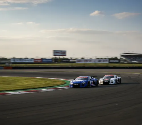 Tor wyścigowy samochodowy COIL zestaw mega tory skala 1:43 7.5m licencja AUDI