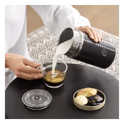 Spieniacz do mleka NESPRESSO Aeroccino 3 Czarny