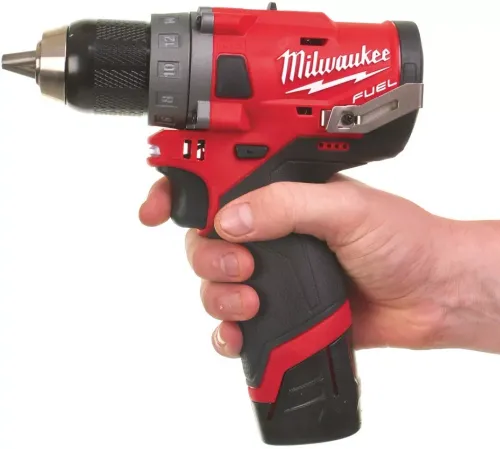 Milwaukee Yakıtlı Tornavida Matkabı M12 FDD-202X