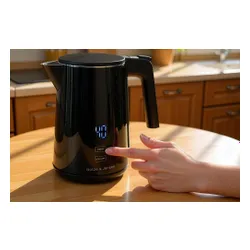 Czajnik GÖTZE & JENSEN KT730K Czarny