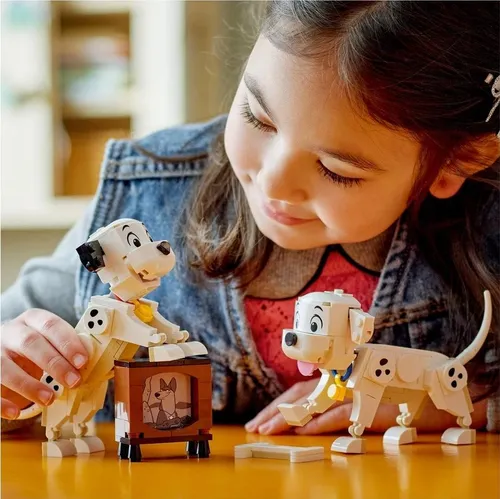 LEGO Disney Classic 43271 101 Dalmatyńczyków — Szczeniaczki Szczęściarz I Penny