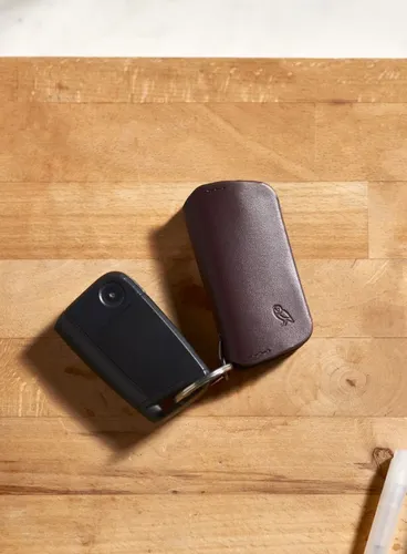 Skórzane etui na klucze Bellroy Key Cover (third edition) - deep plum