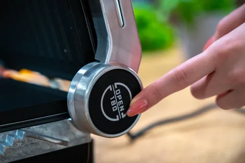 Grill elektryczny GÖTZE & JENSEN GL805X