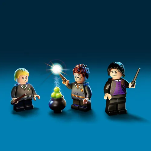 LEGO Harry Potter Hogwarts Anları: iksir Sınıfları (76383)