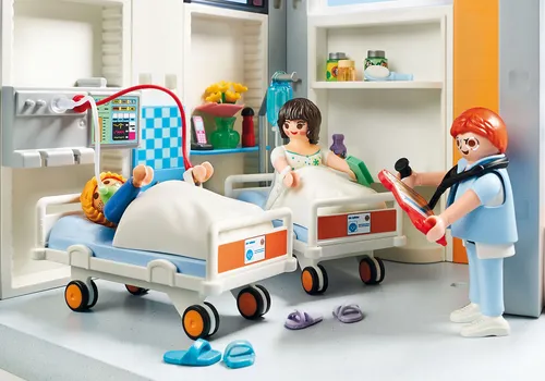 Donanımlı Playmobil Hastanesi (70191)