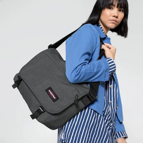 Eastpak Delegate+ Dizüstü Bilgisayar Çantası - Black denim