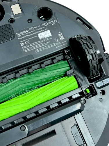Robot sprzątający iRobot Roomba Combo j9+ Funkcja mopowania Stacja oczyszczająca Tworzenie mapy pomieszczenia 68dB - outlet