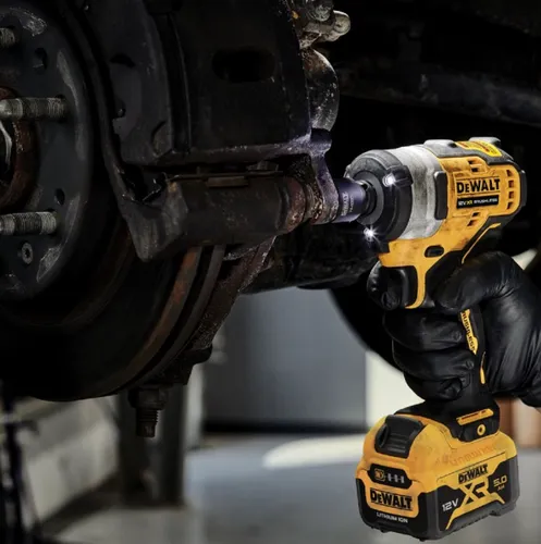 Klucz udarowy DEWALT DCF901P2