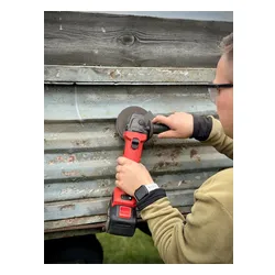 Szlifierka kątowa Yato YT-828293