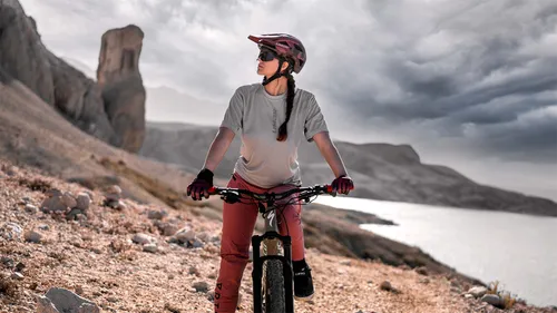 Kask rowerowy LIMAR Tonale