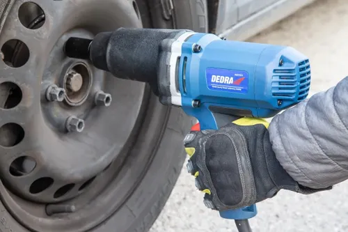 Klucz udarowy Dedra DED7973 950 W 1/2"