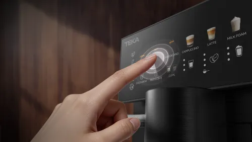 Ekspres Teka Barista Latte CMF4F08ADI Kawa na zimno Szerokość 22cm
